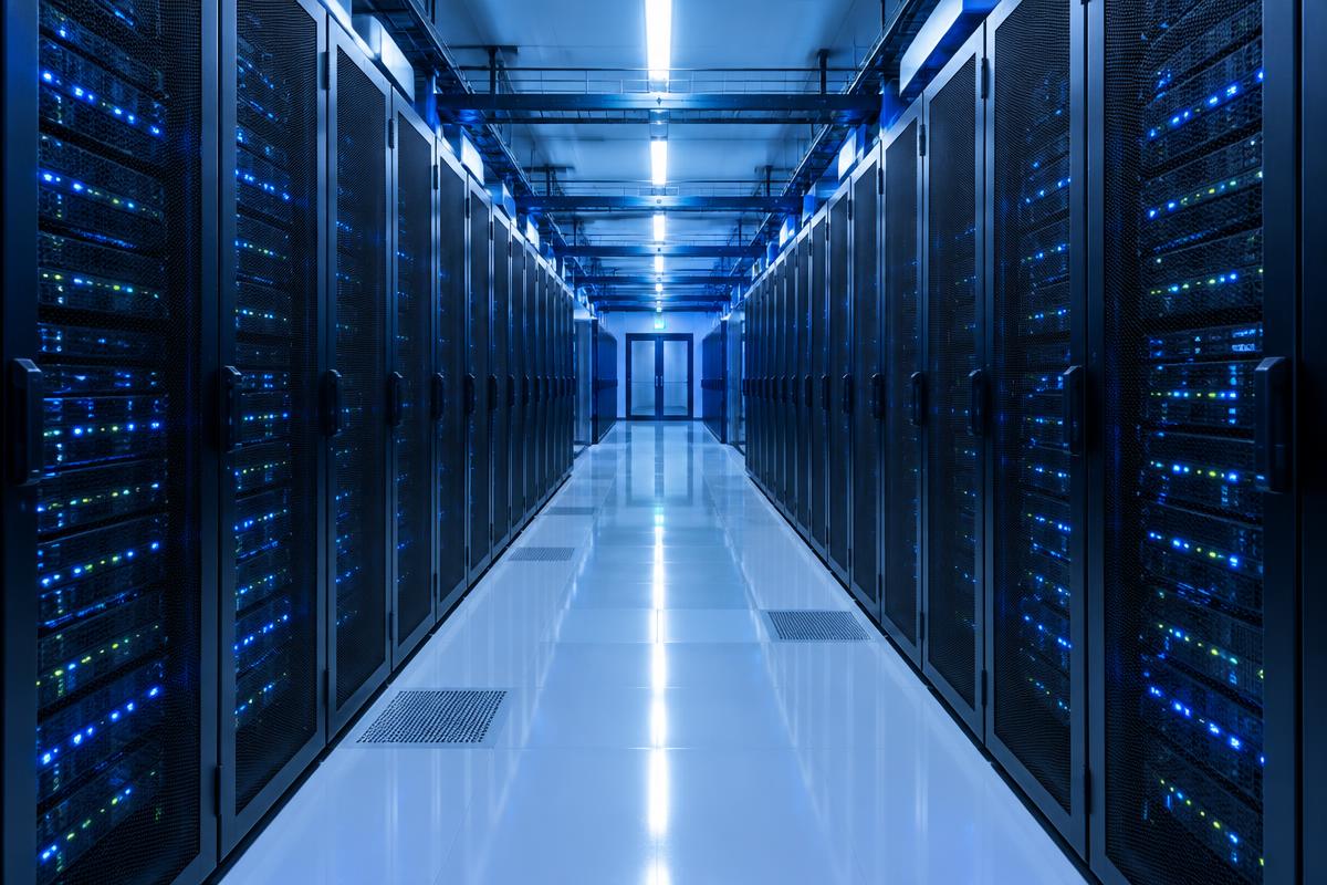 Server Halls cleaning